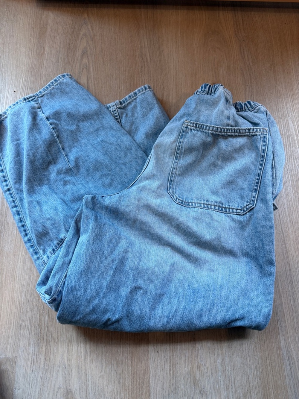 Lucky Brand barrel jeans